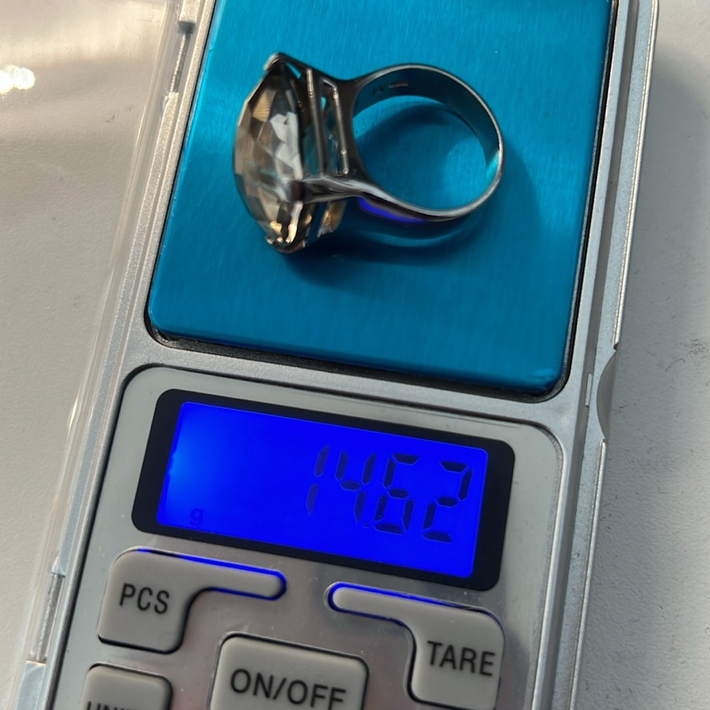AUTHENTIC Swarovski Vintage Cushion-cut Cocktail Ring, Crystal EUC ✨RARE✨ - Picture 16 of 16